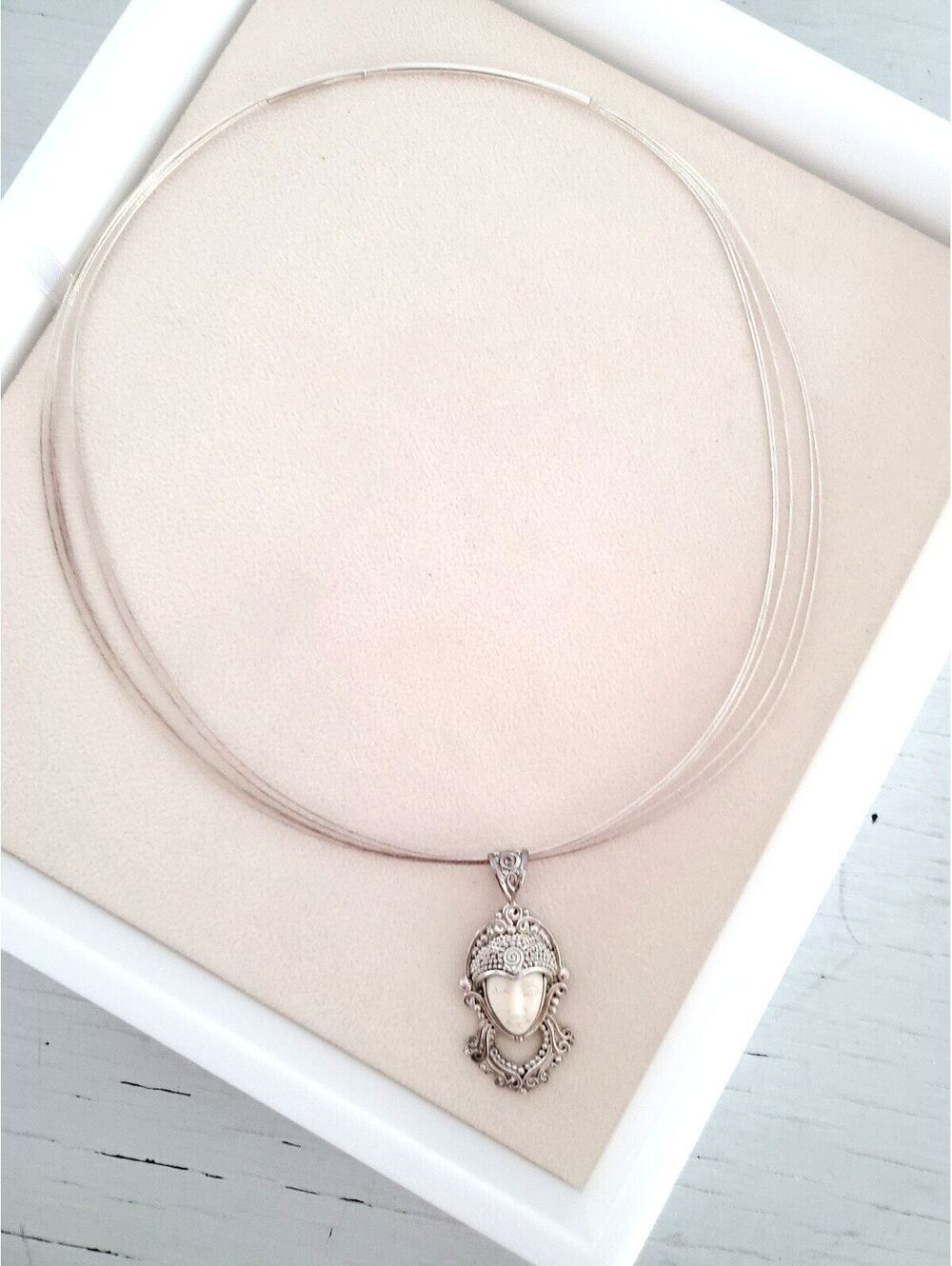 Vintage Sterling Silver Sajen Balinese Pendant with Collar Necklace